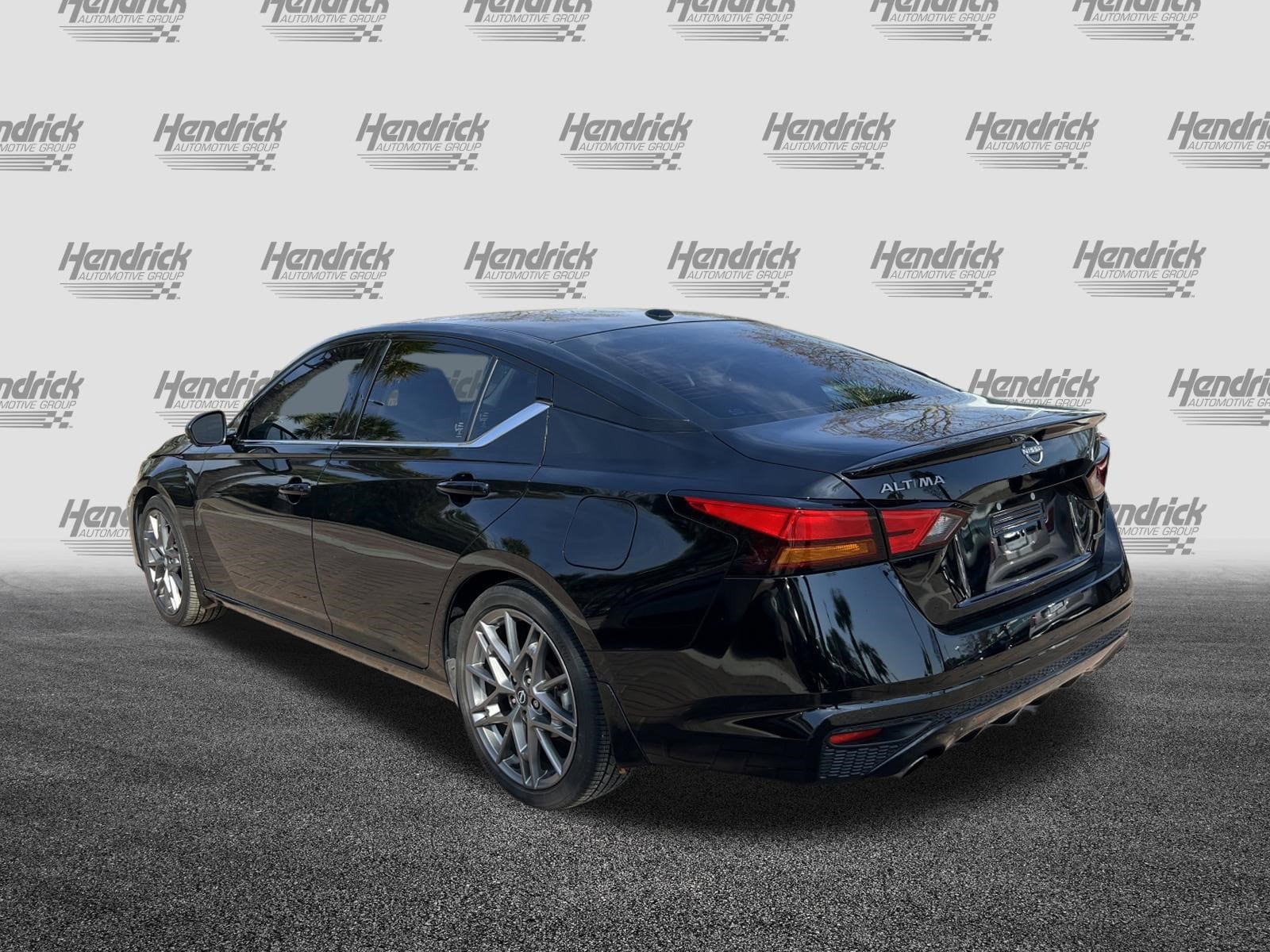 2024 Nissan Altima 2.0 SR photo 3