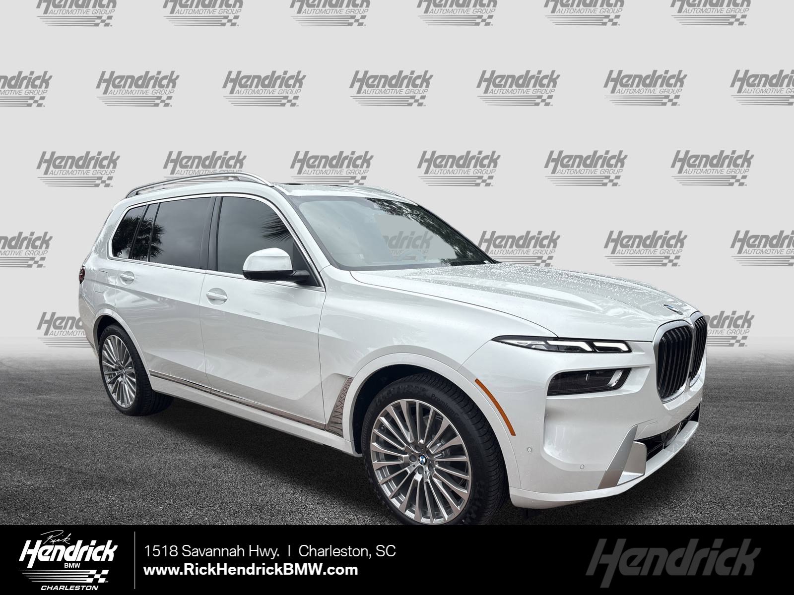 2026 BMW X7 40i's photo
