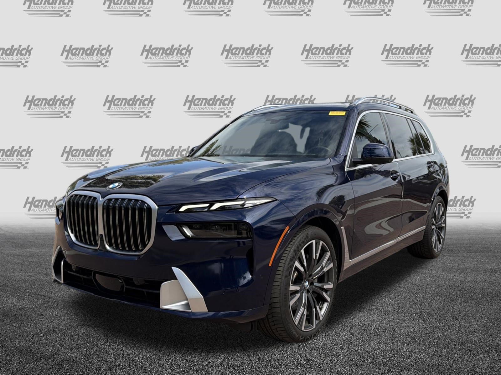 2025 BMW X7 xDrive40i photo 4
