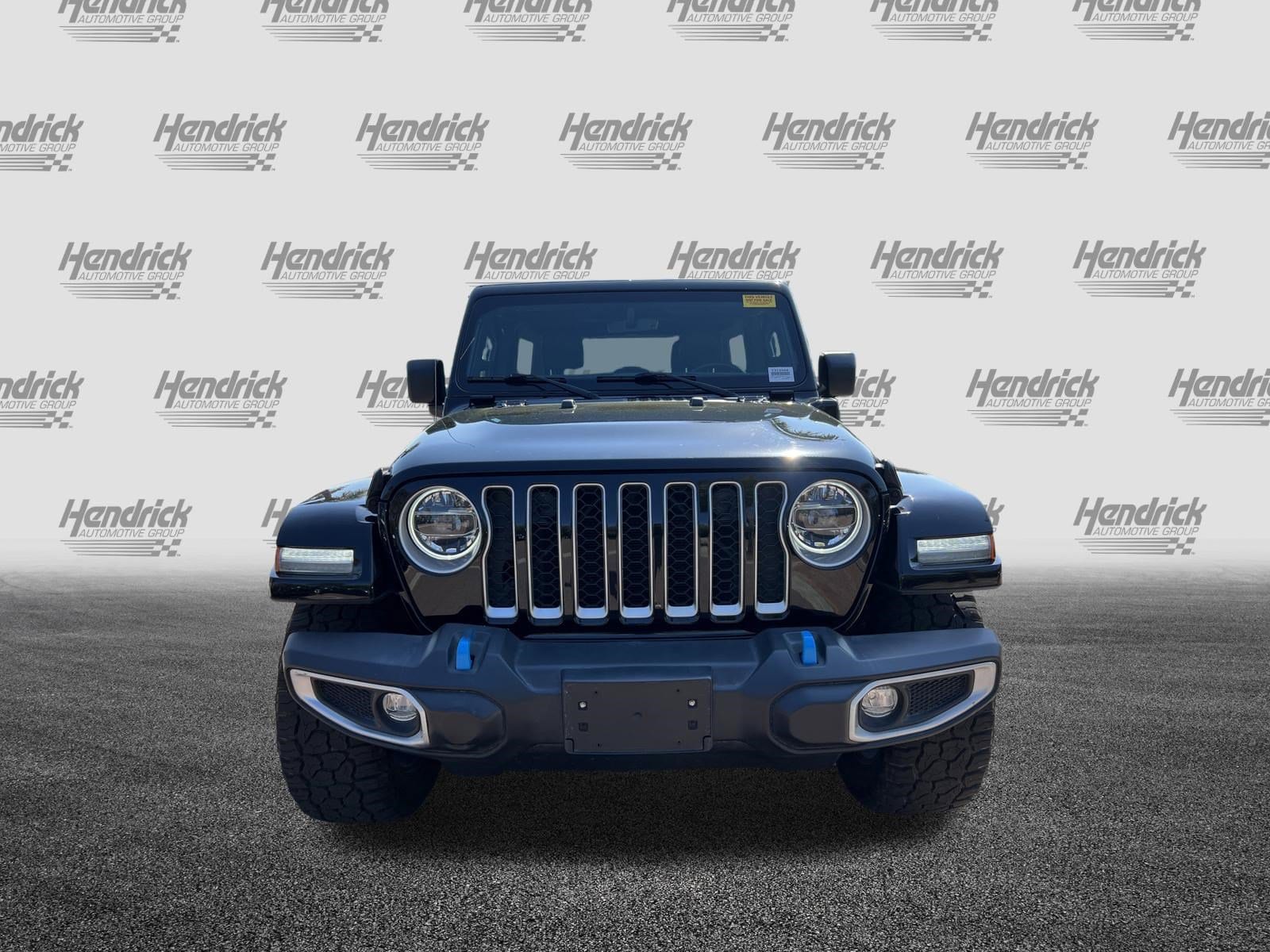 2022 Jeep Wrangler 4xe Unlimited Sahara photo 2