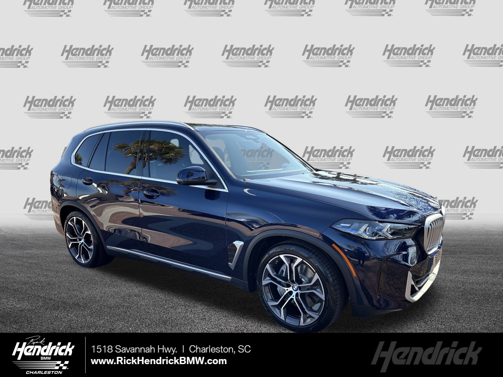 2026 BMW X5 50e's photo