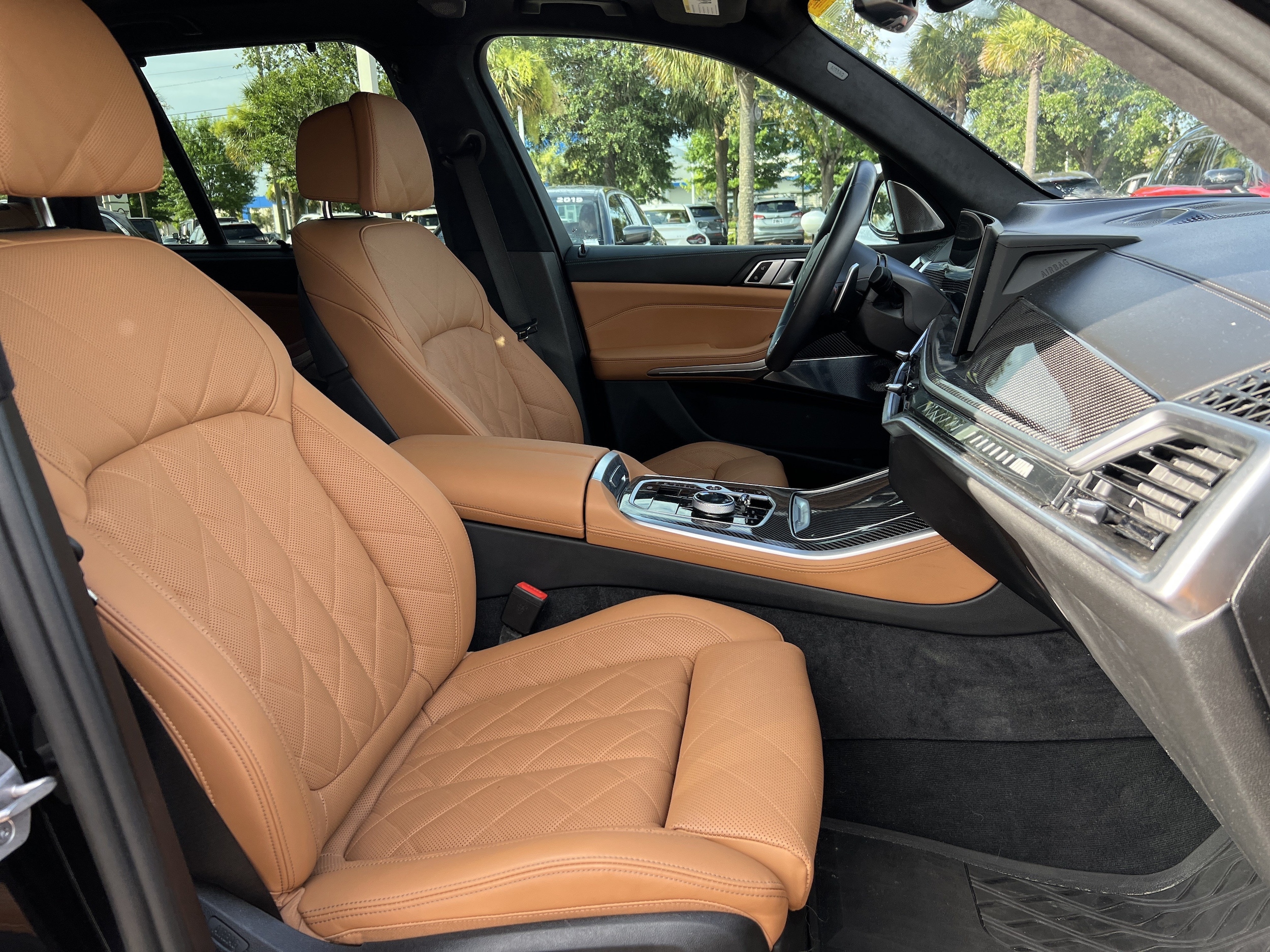 2025 BMW X5 33