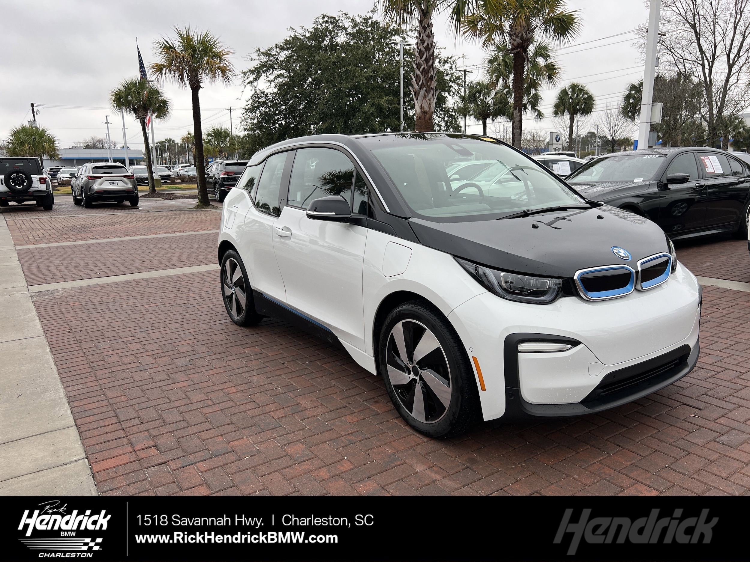 2019 BMW I3 Base's photo