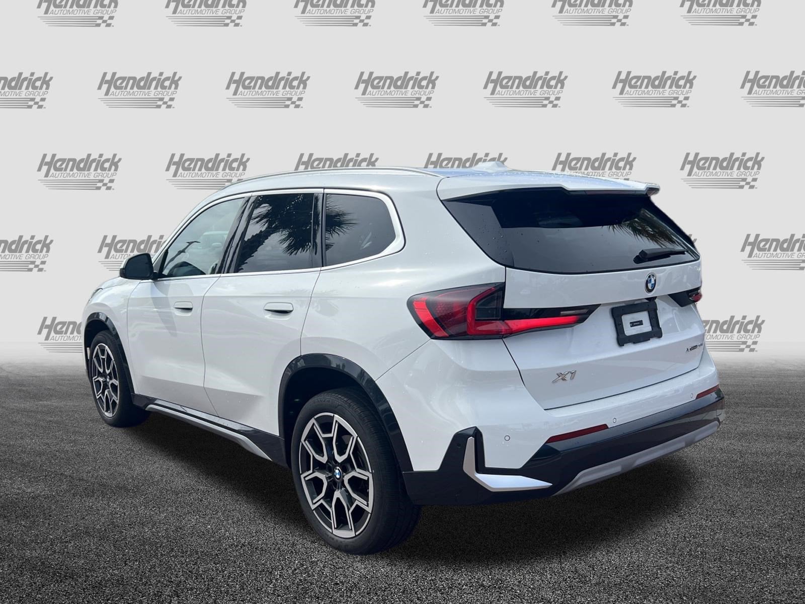 2025 BMW X1 xDrive28i photo 6