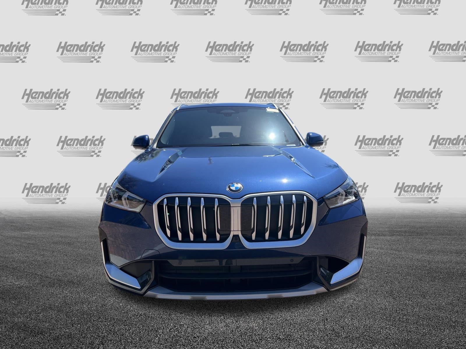 2025 BMW X1 xDrive28i photo 2