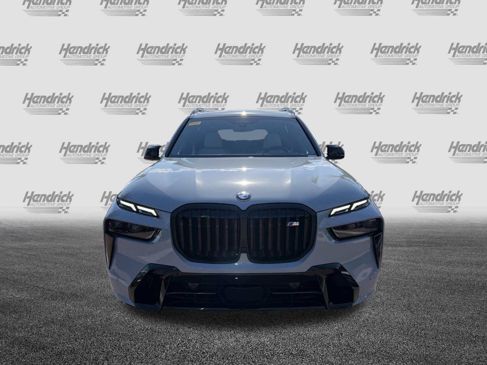 2024 BMW X7 M60i photo 2