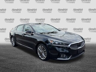 2017 Kia Cadenza Limited Sedan