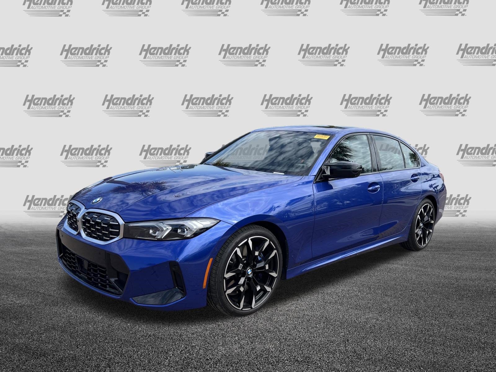 2025 BMW 3 Series M340i photo 4