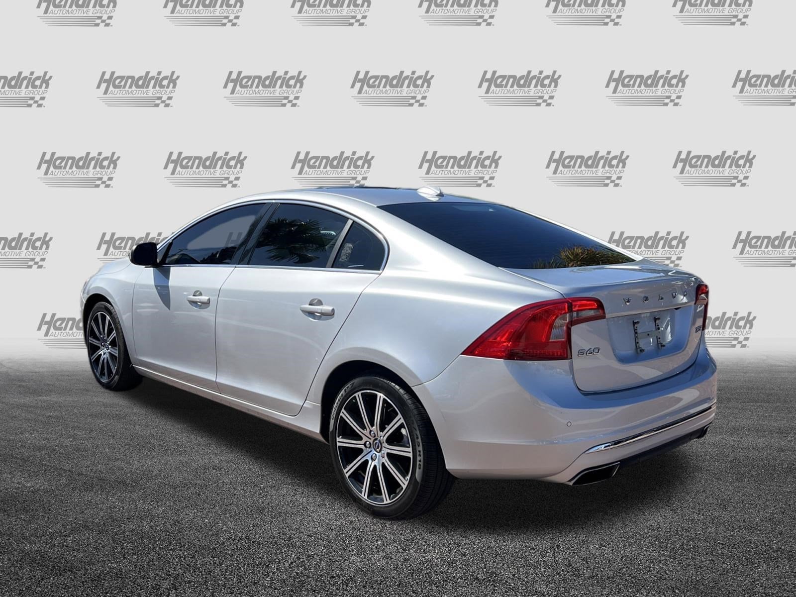 2018 Volvo S60 Inscription photo 3