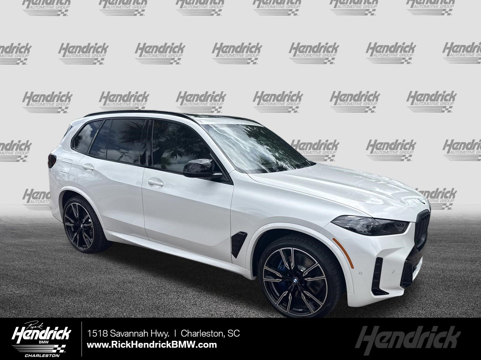 2026 BMW X5 M60i's photo