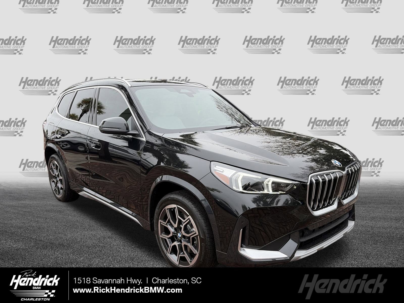 2026 BMW X1 28i's photo