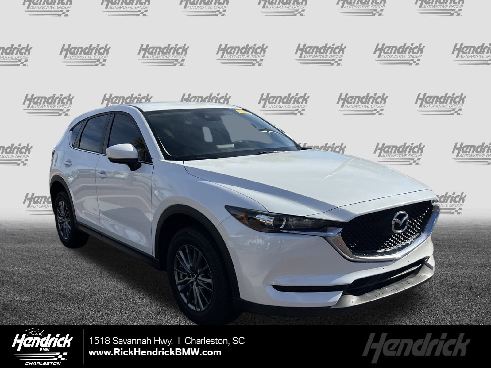 2017 Mazda CX-5 Sport's photo