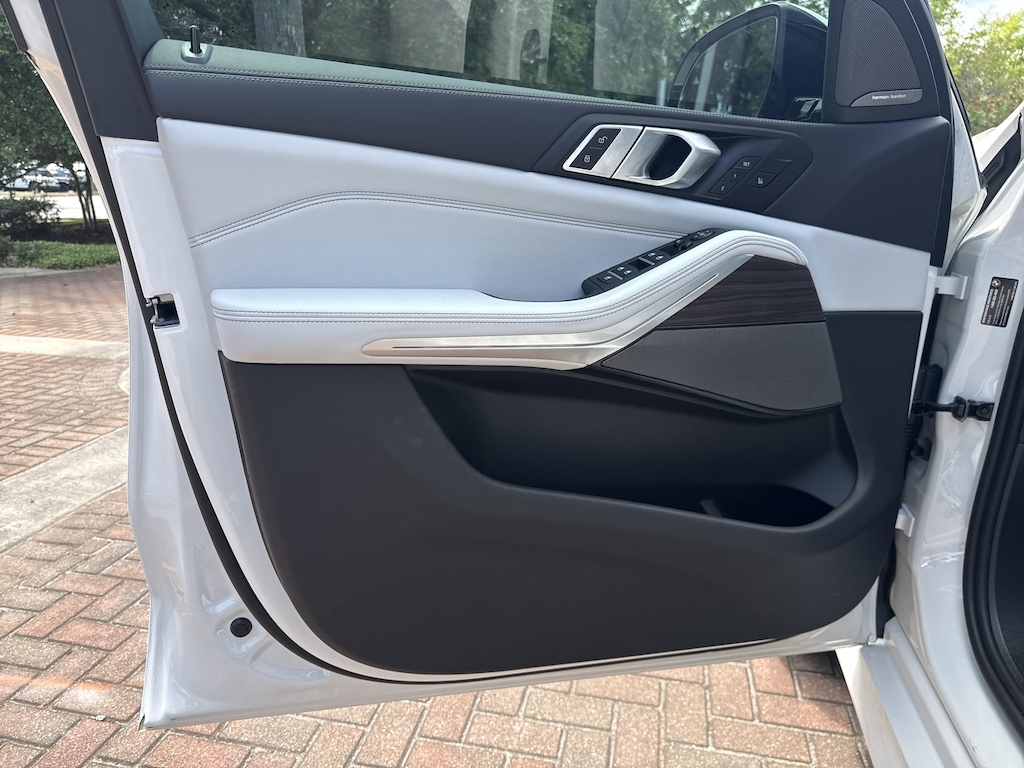 New 2026 BMW X5 xDrive40i SUV