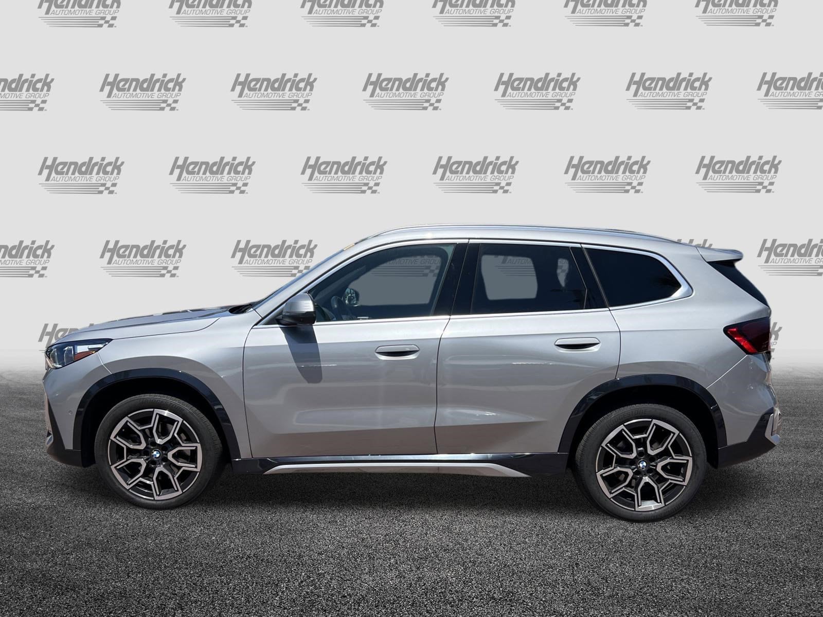 2025 BMW X1 xDrive28i photo 6