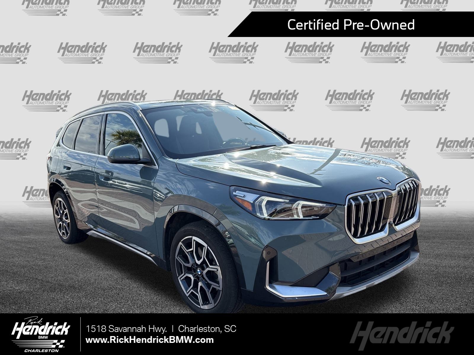 2025 BMW X1 28i's photo
