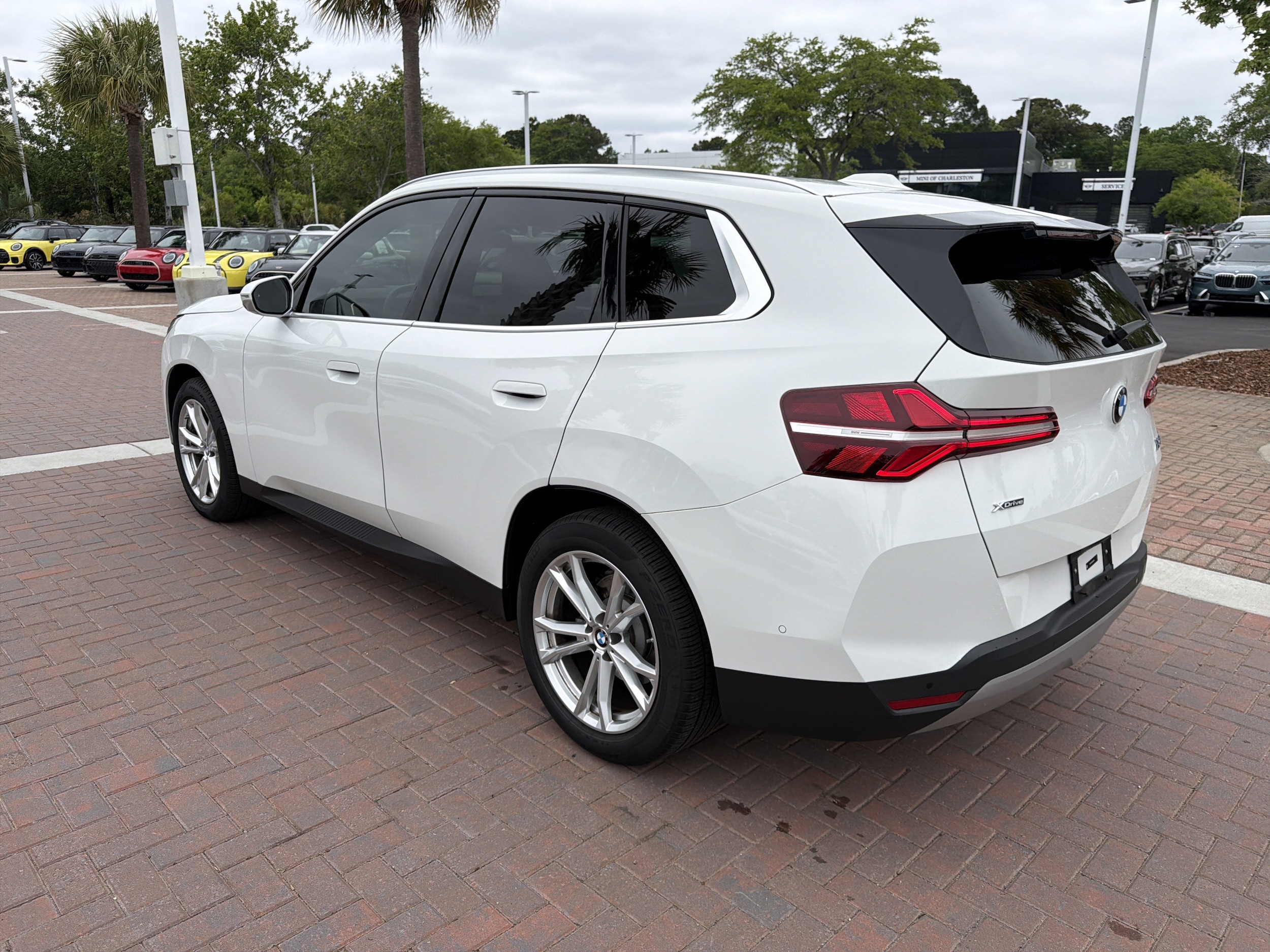 2025 BMW X3 30 xDrive photo 3