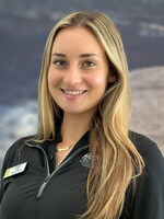 Staff member Allison Barry from ID_b640d096c028