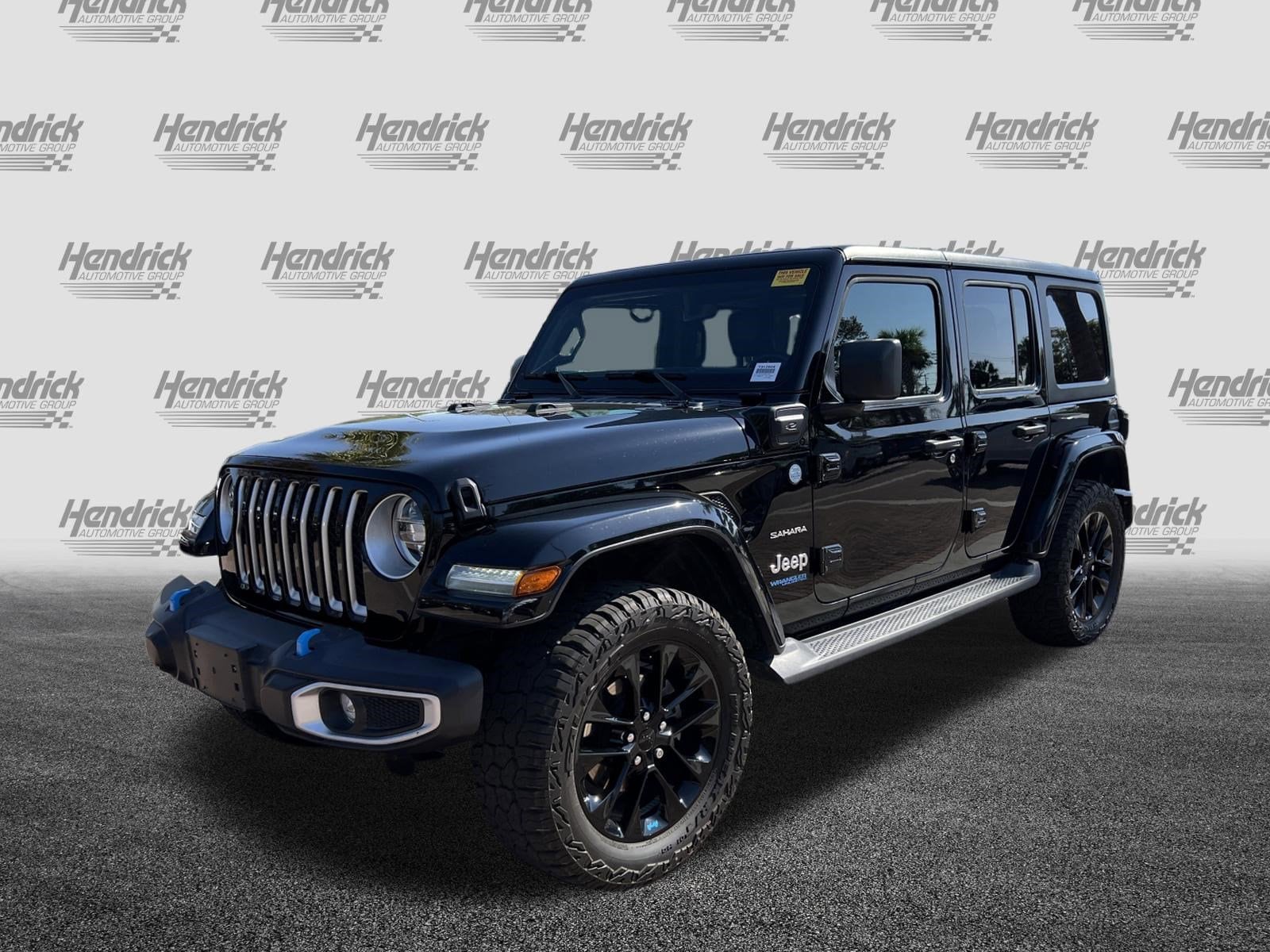2022 Jeep Wrangler 4xe Unlimited Sahara photo 4