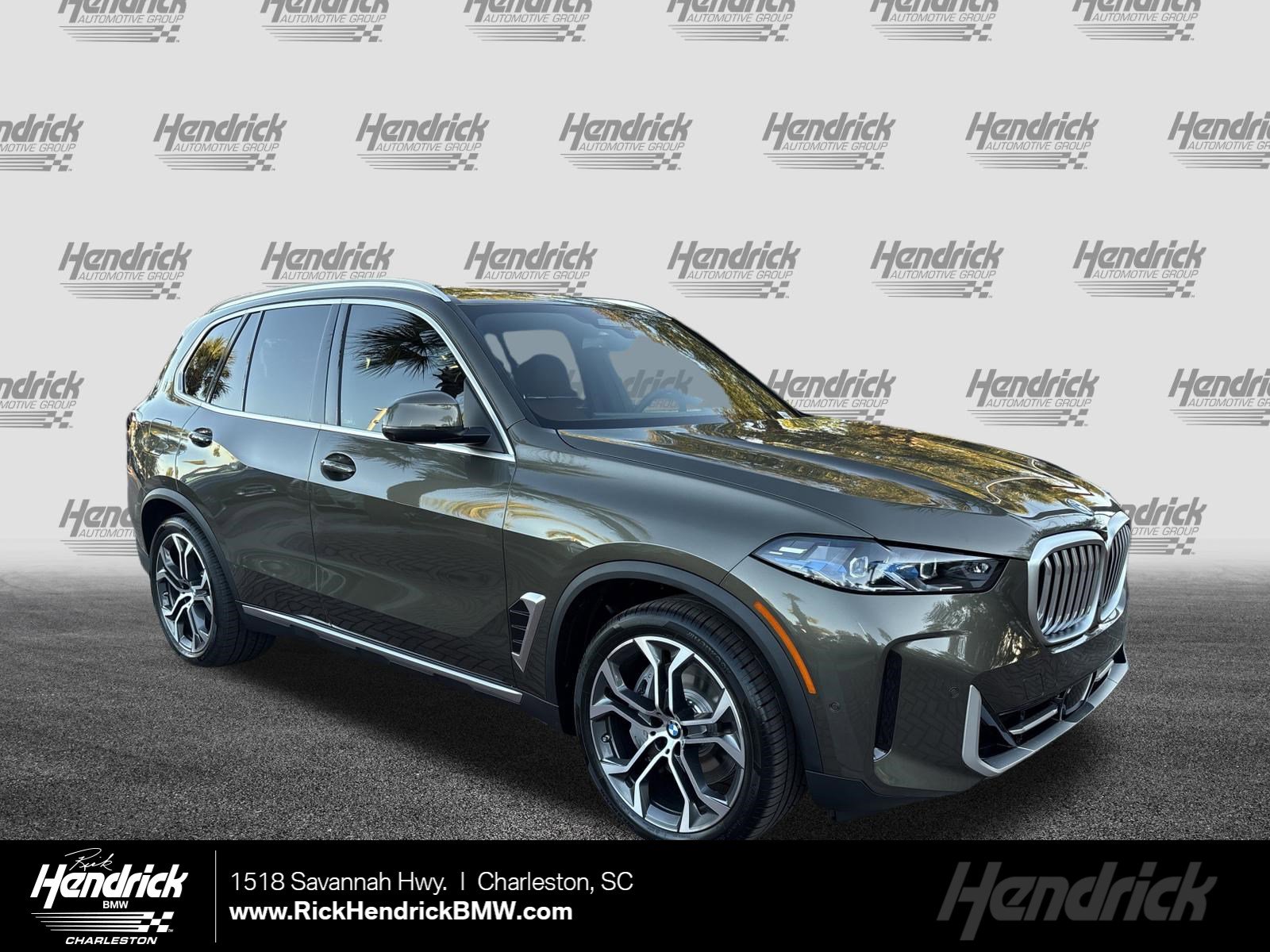 2026 BMW X5 xDrive50e's photo