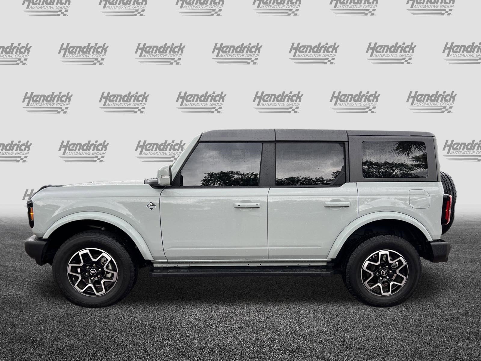 2024 Ford Bronco Outer Banks 4 Door 4x4 photo 6