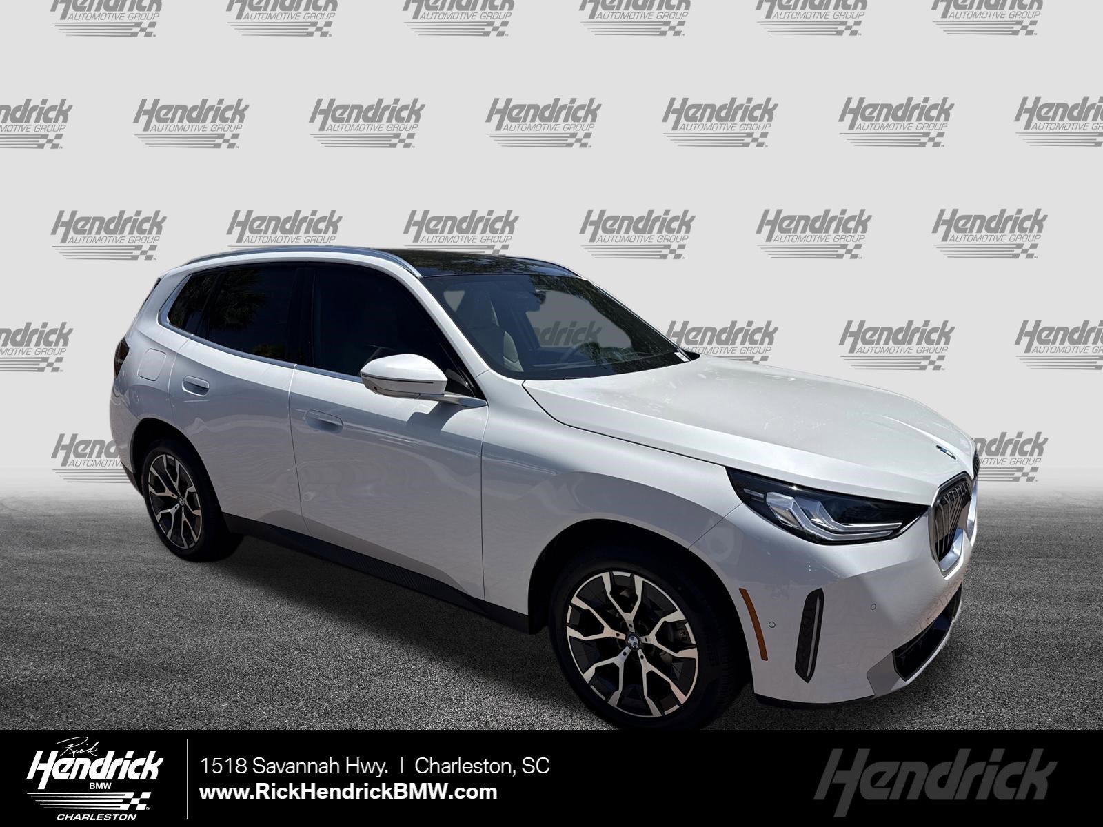 2026 BMW X3 30 XDRIVE's photo