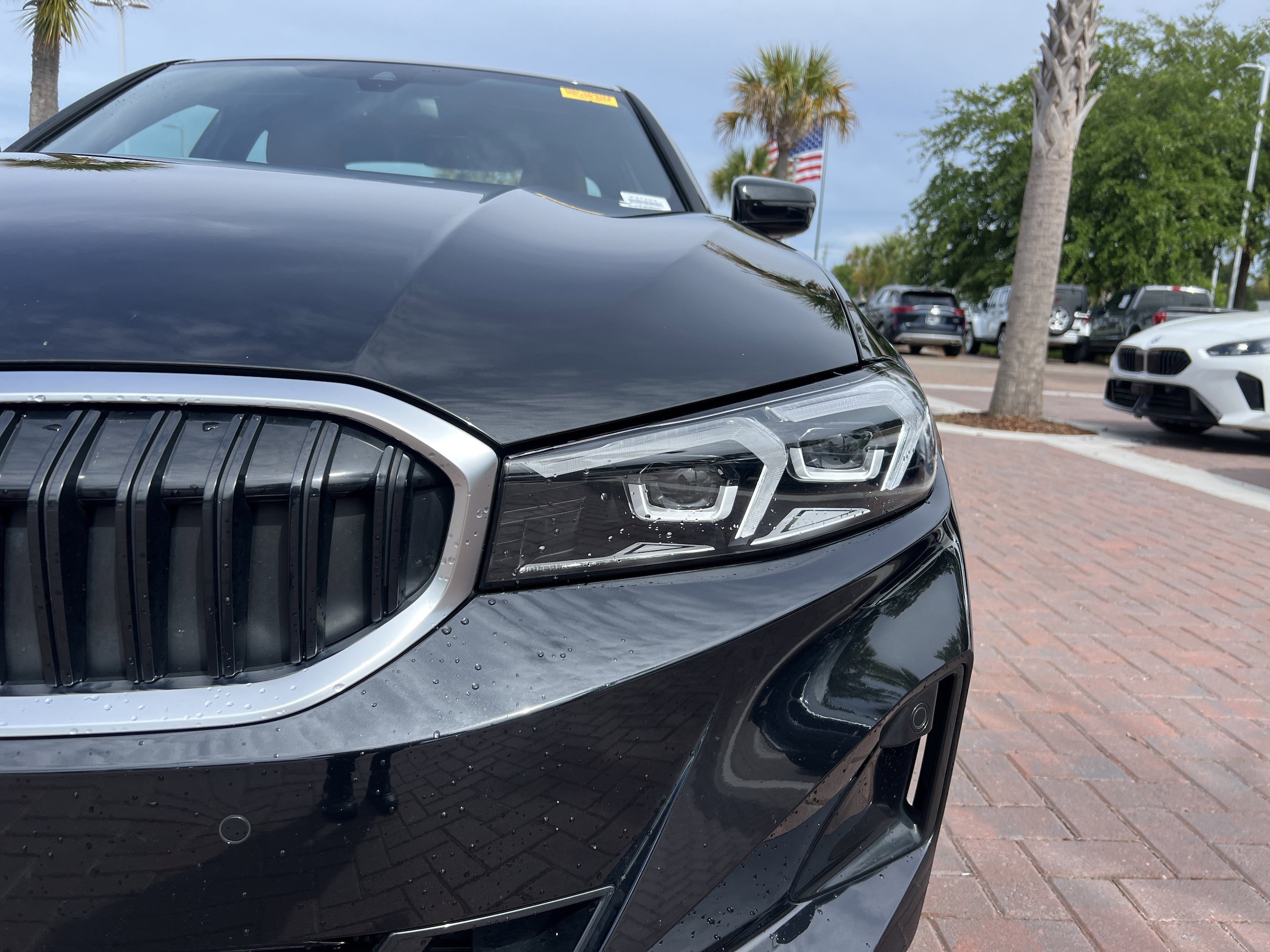 2024 BMW 3 Series 330i photo 4