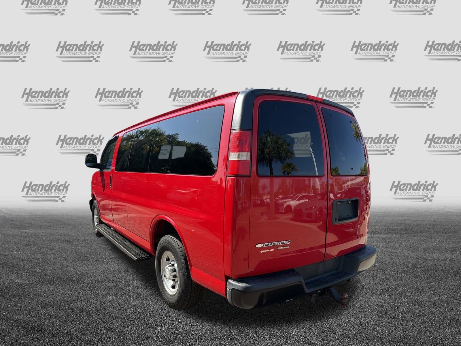 2015 Chevrolet Express Passenger LS photo 3