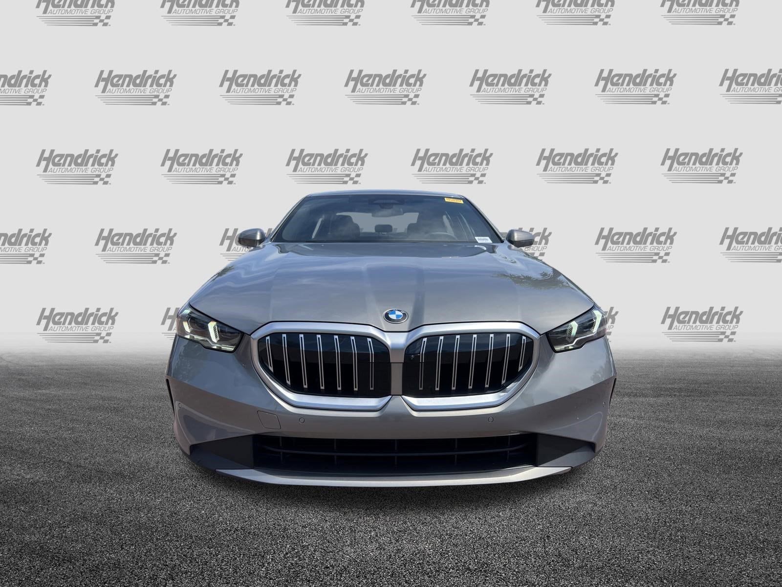 2025 BMW 5 Series 540i xDrive photo 2