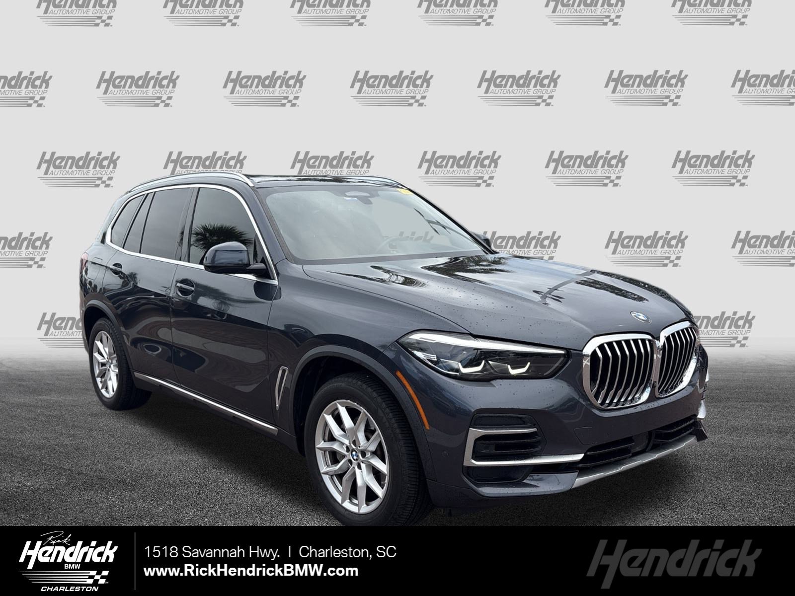 2022 BMW X5 40i's photo