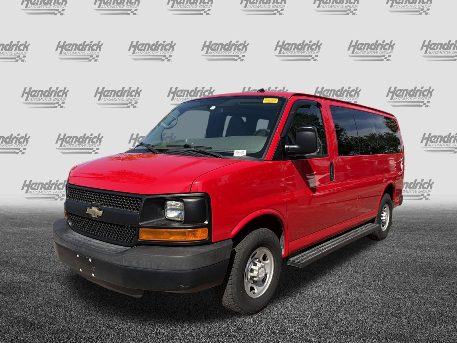 2015 Chevrolet Express Passenger LS photo 4