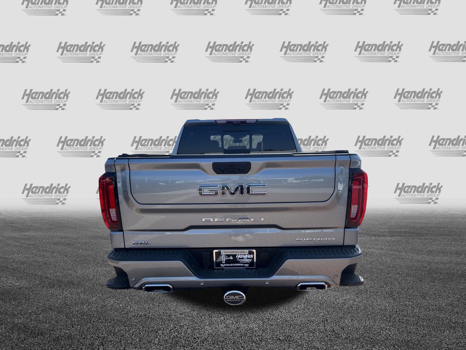 2024 GMC Sierra 1500 Denali Ultimate photo 3