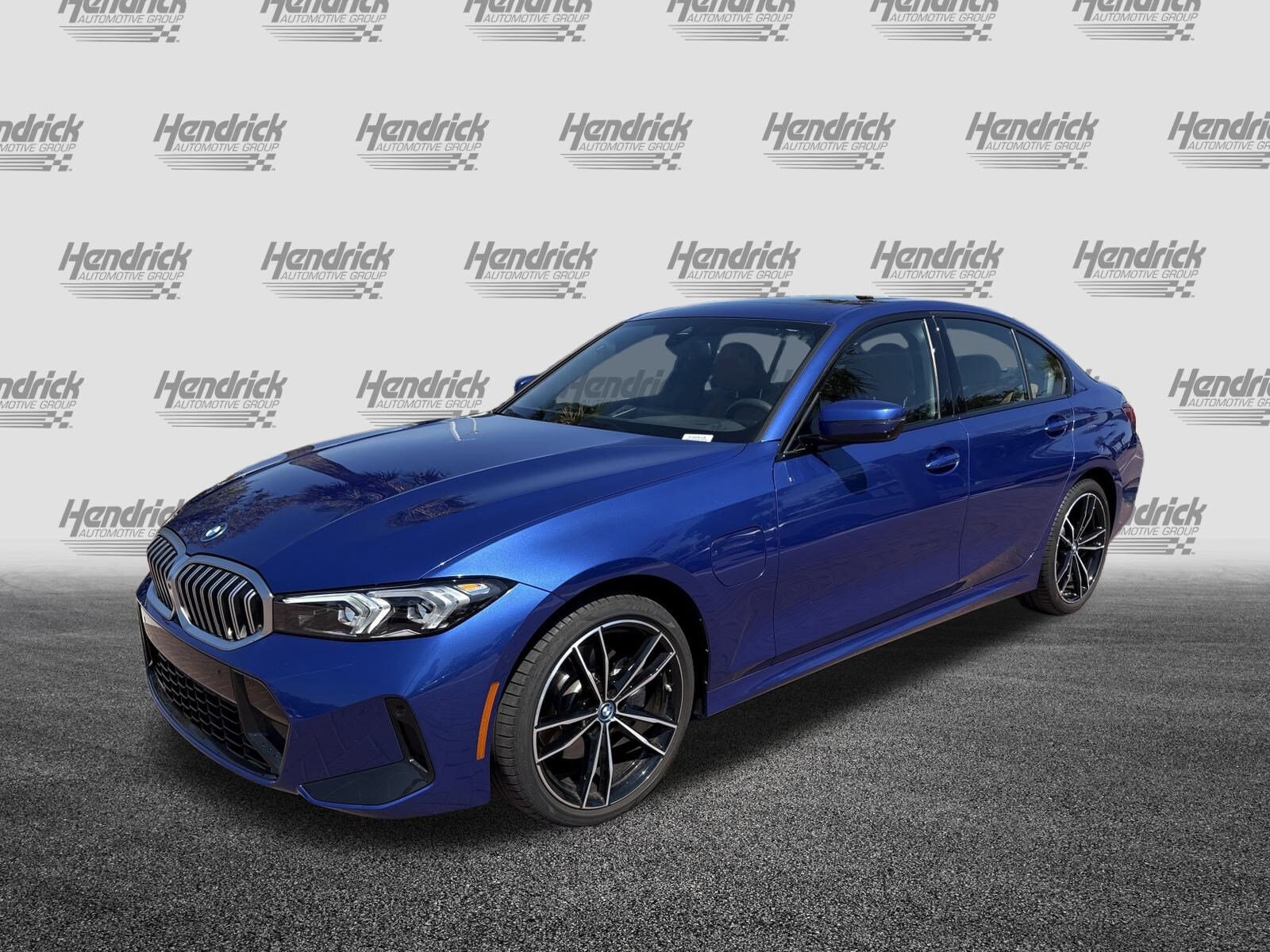 2024 Bmw 330e photo 3