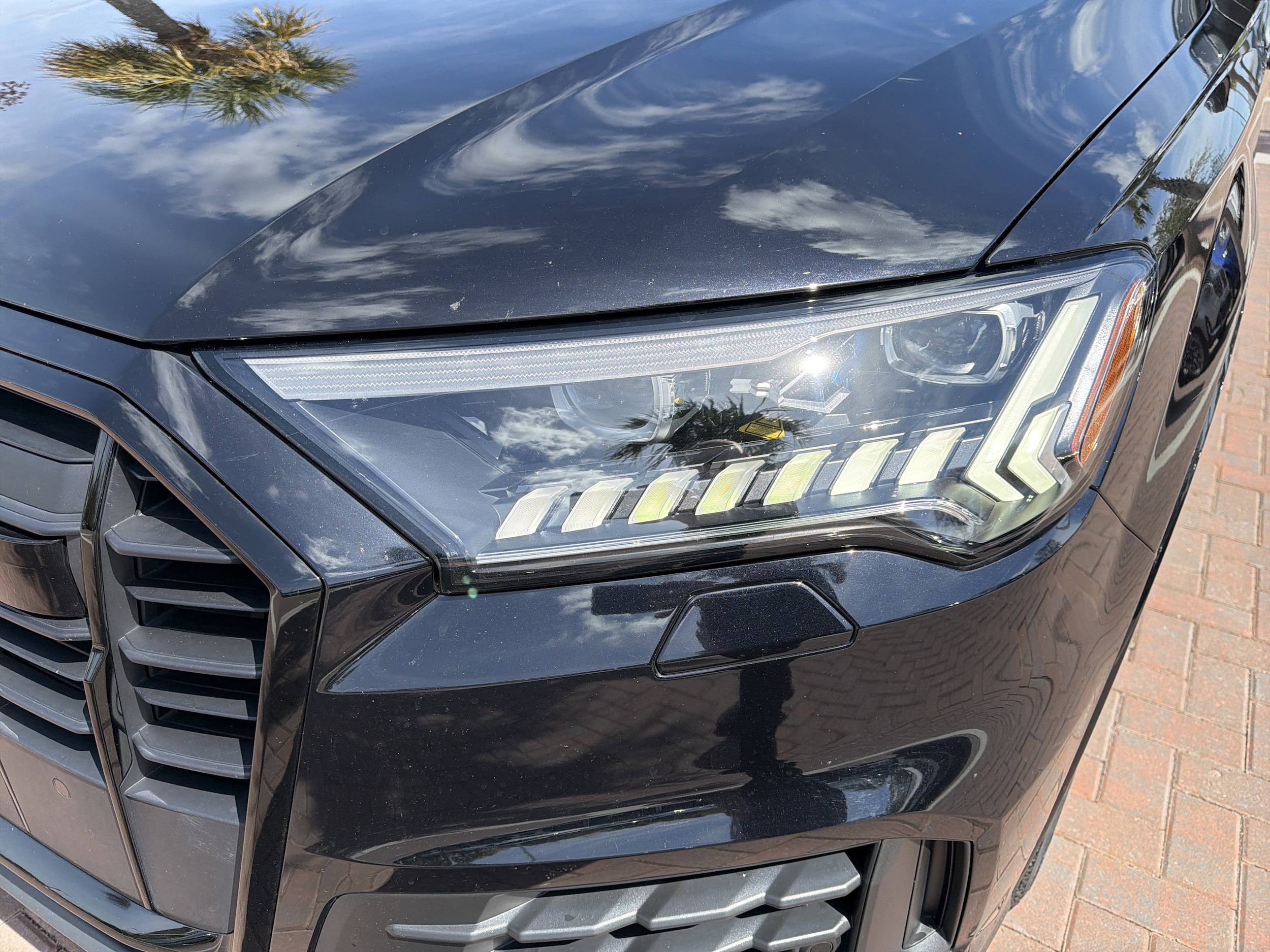 2021 Audi Q7 Prestige photo 4