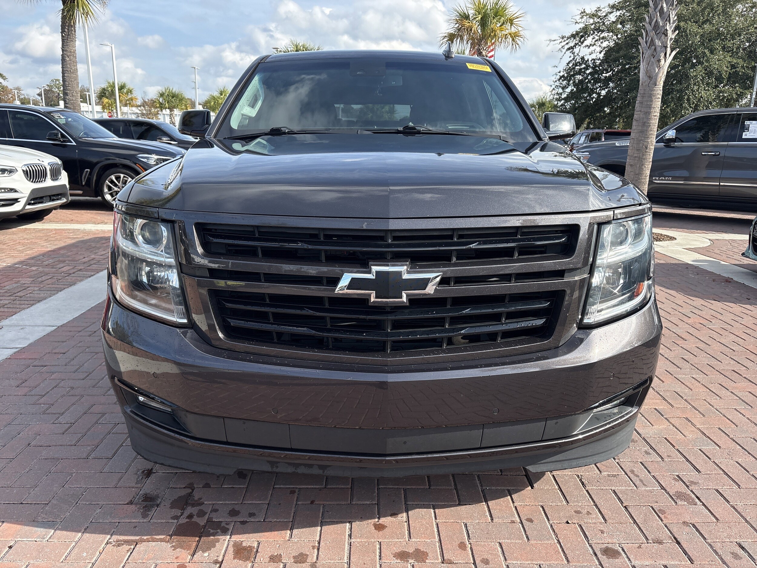 2018 Chevrolet Suburban Premier RST photo 3