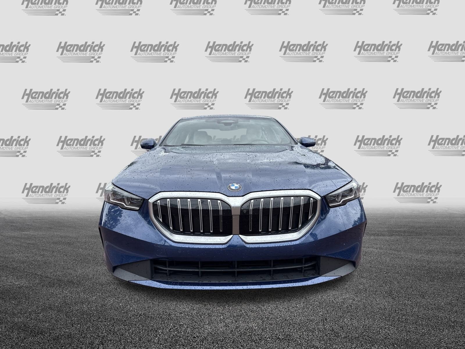 2024 Bmw 530i photo 2