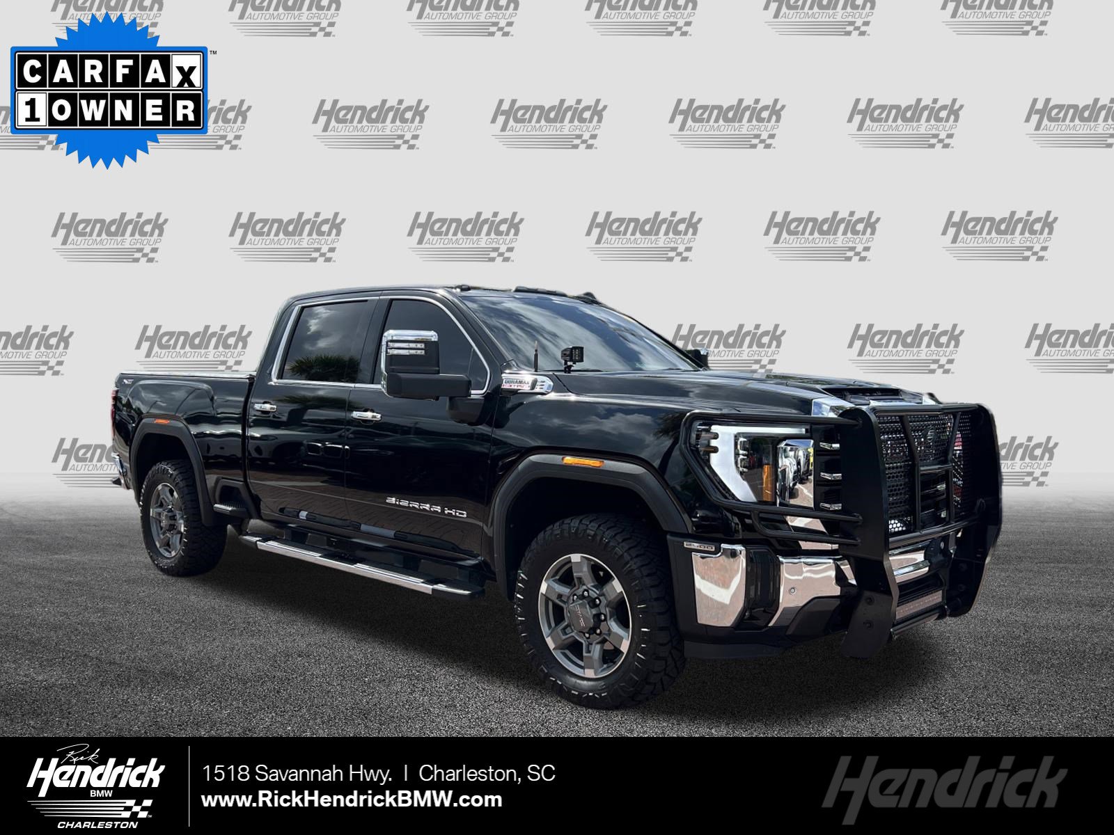 2025 GMC Sierra 4WD Crew Cab Standard Box SLT's photo