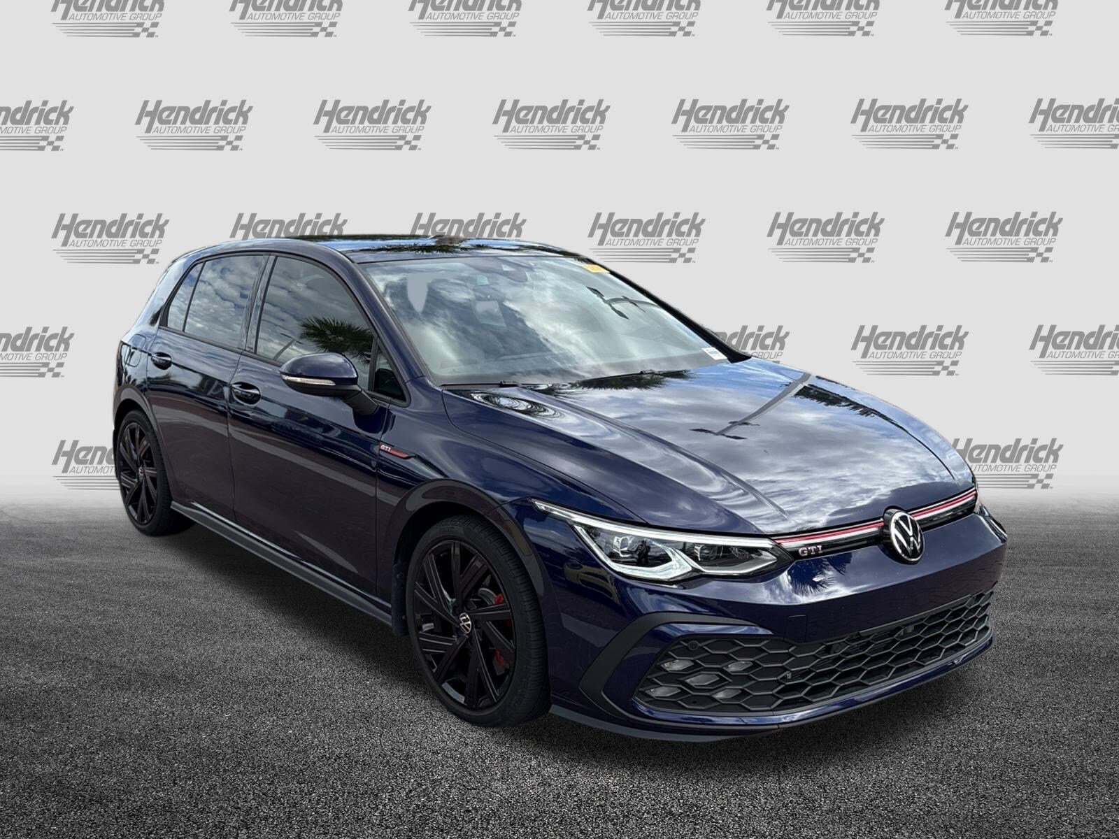 2022 Volkswagen Golf GTI SE photo 2