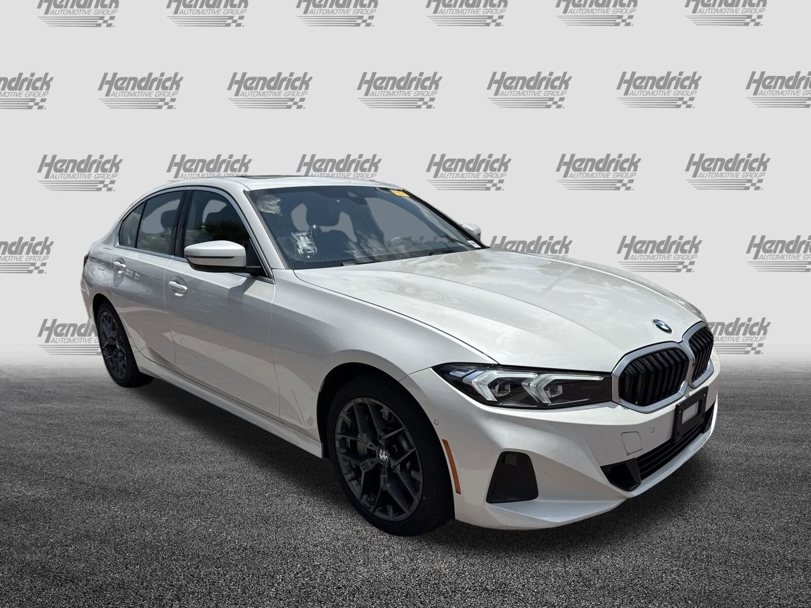2025 Bmw 330i xDrive photo 2