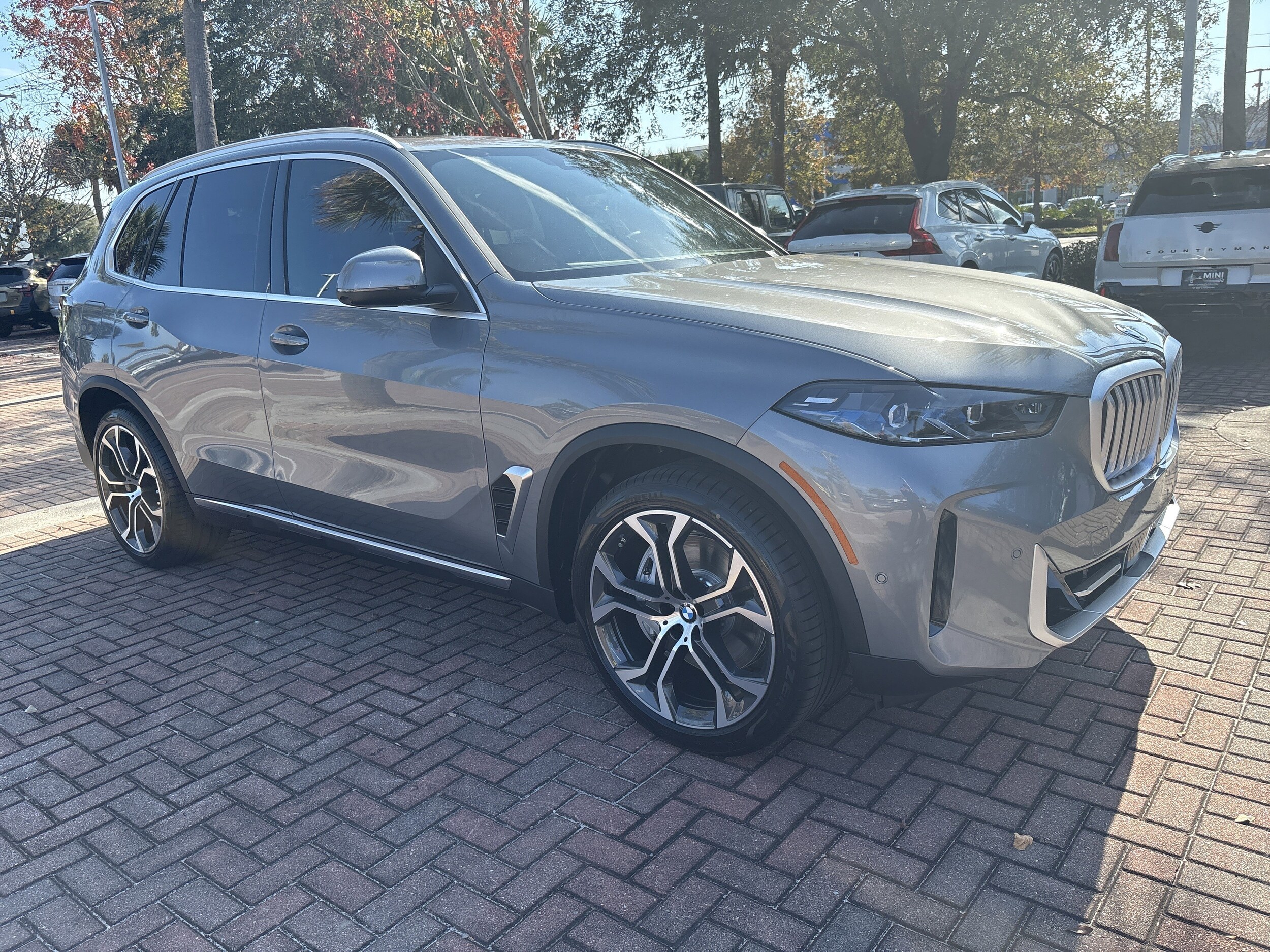 2026 Bmw X5 xDrive50e photo 2