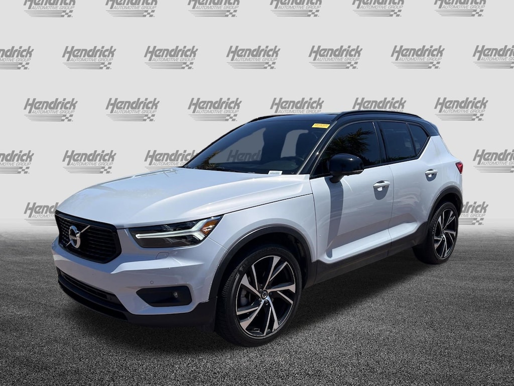 Used 2022 Volvo XC40 R-Design SUV