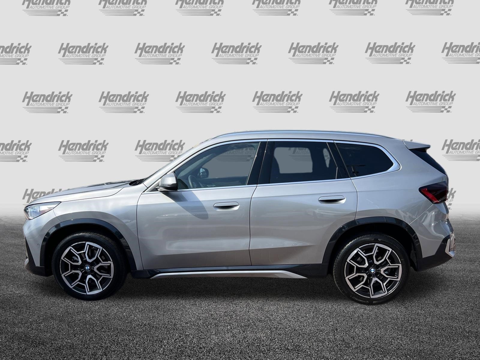 2025 BMW X1 xDrive28i photo 6