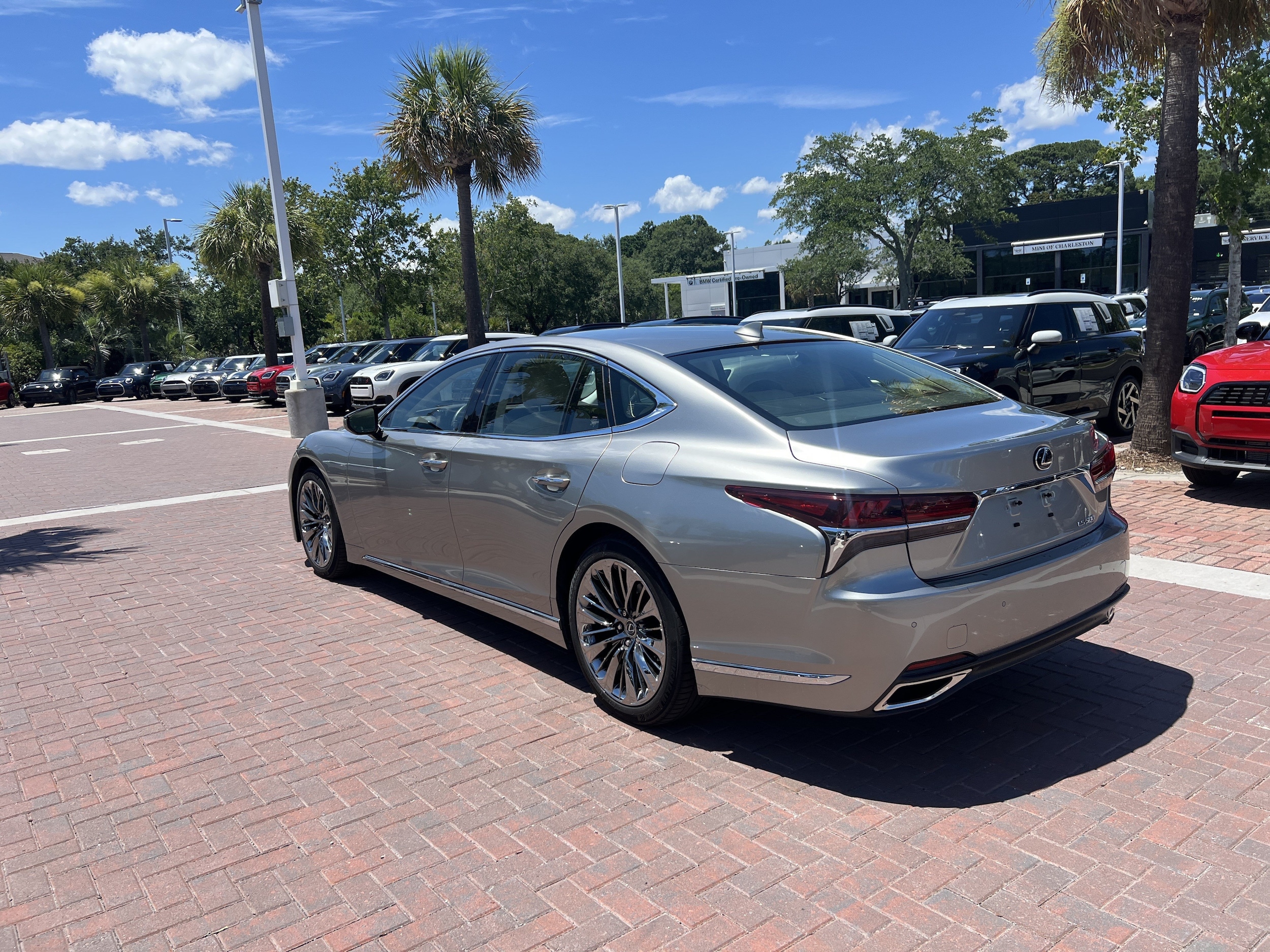 LEXUS LS 500