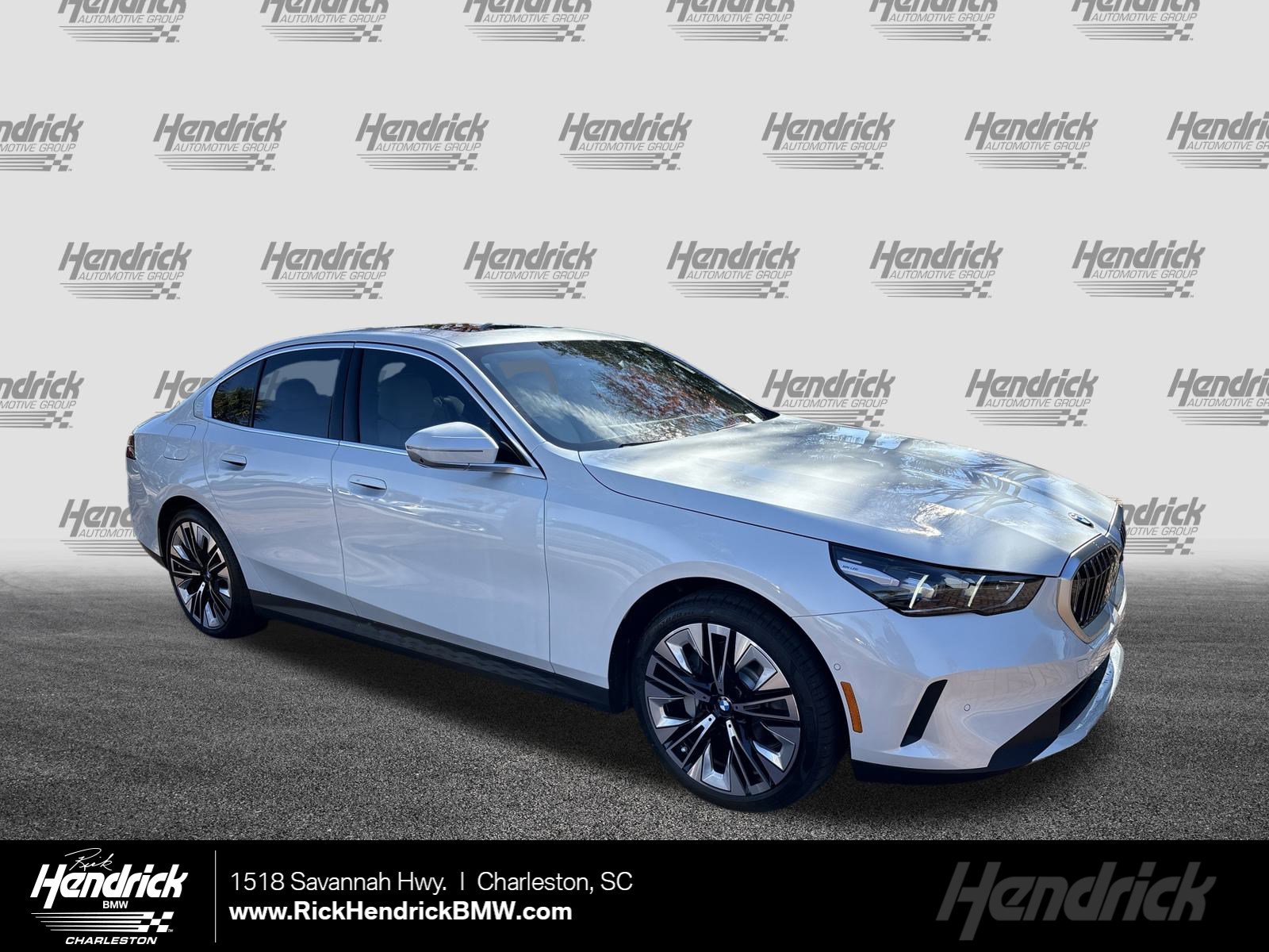 2026 BMW 5 Series 530i's photo