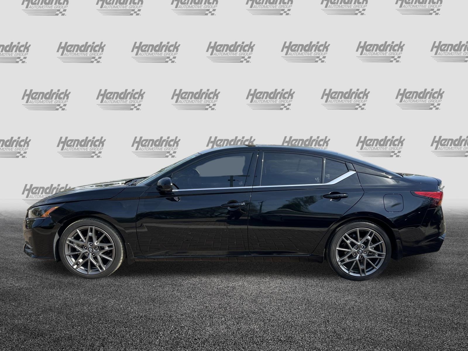 2024 Nissan Altima 2.0 SR photo 6