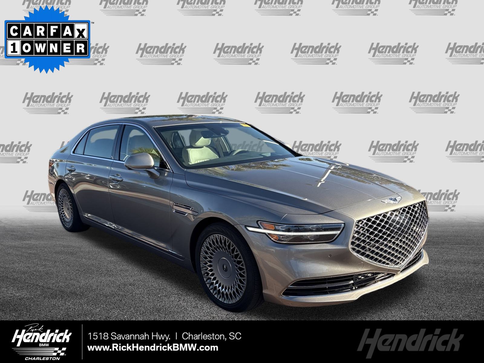 2021 GENESIS G90 Premium's photo