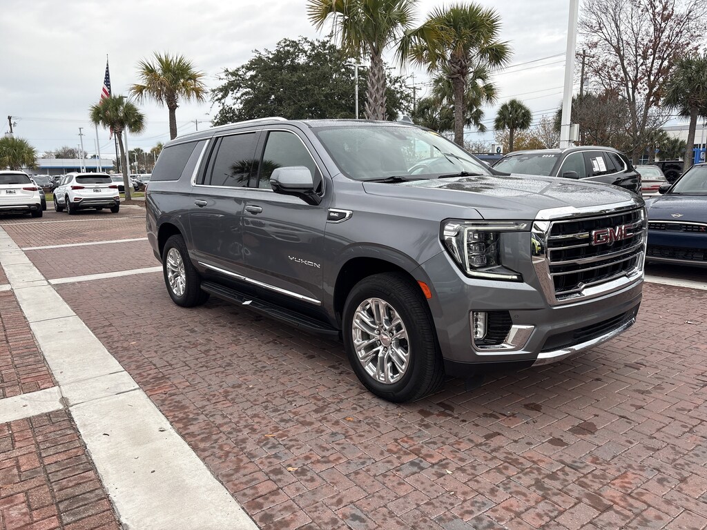 Used 2021 GMC Yukon XL SLT SUV