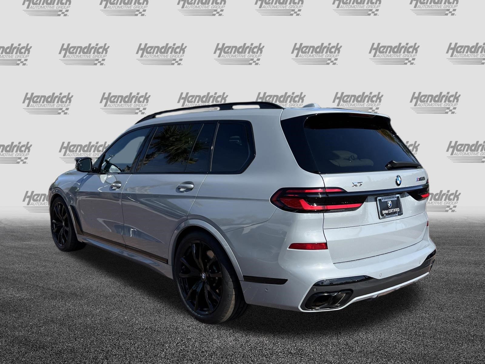2024 BMW X7 M60i photo 3