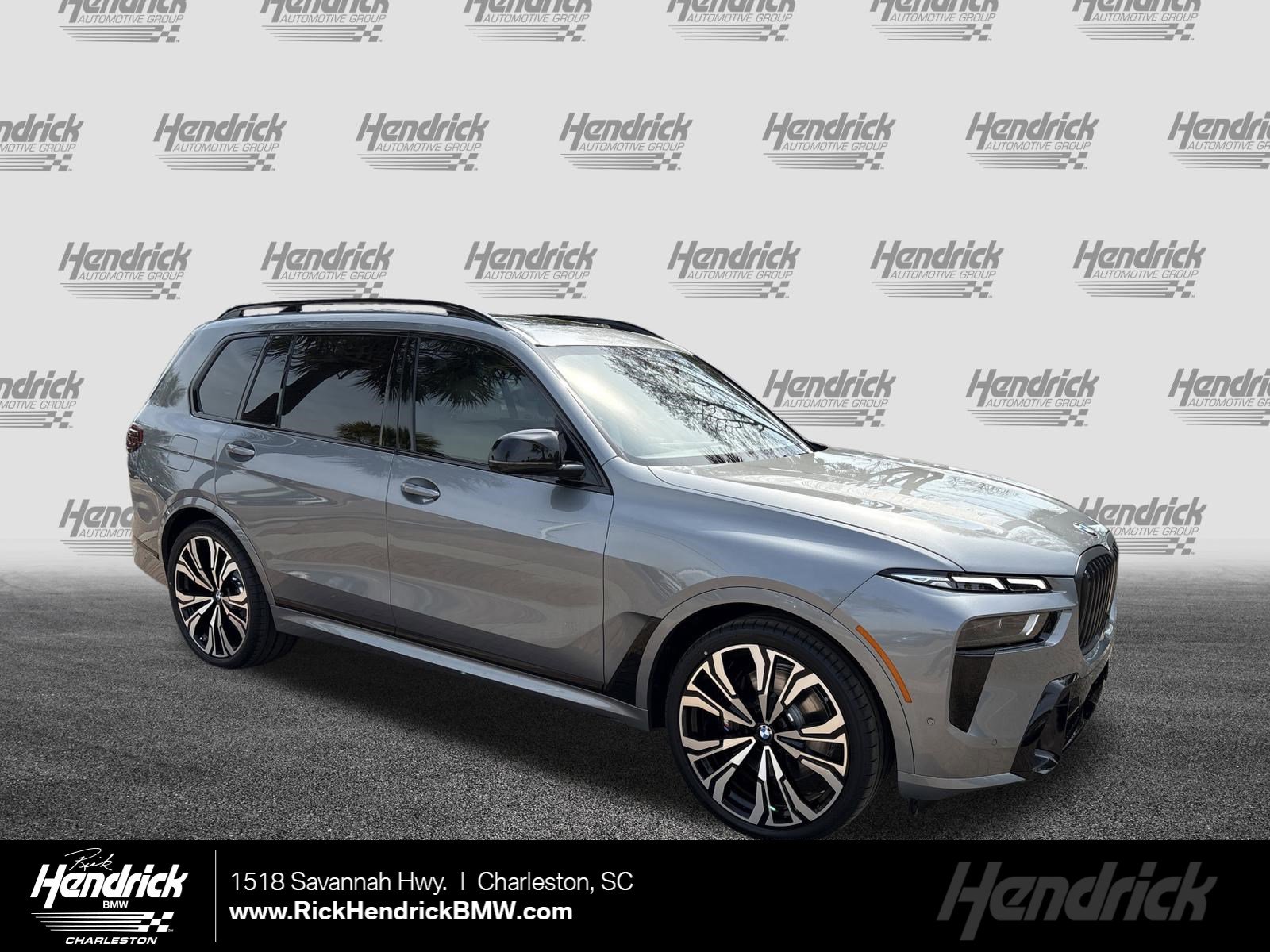 2026 BMW X7 M60i's photo