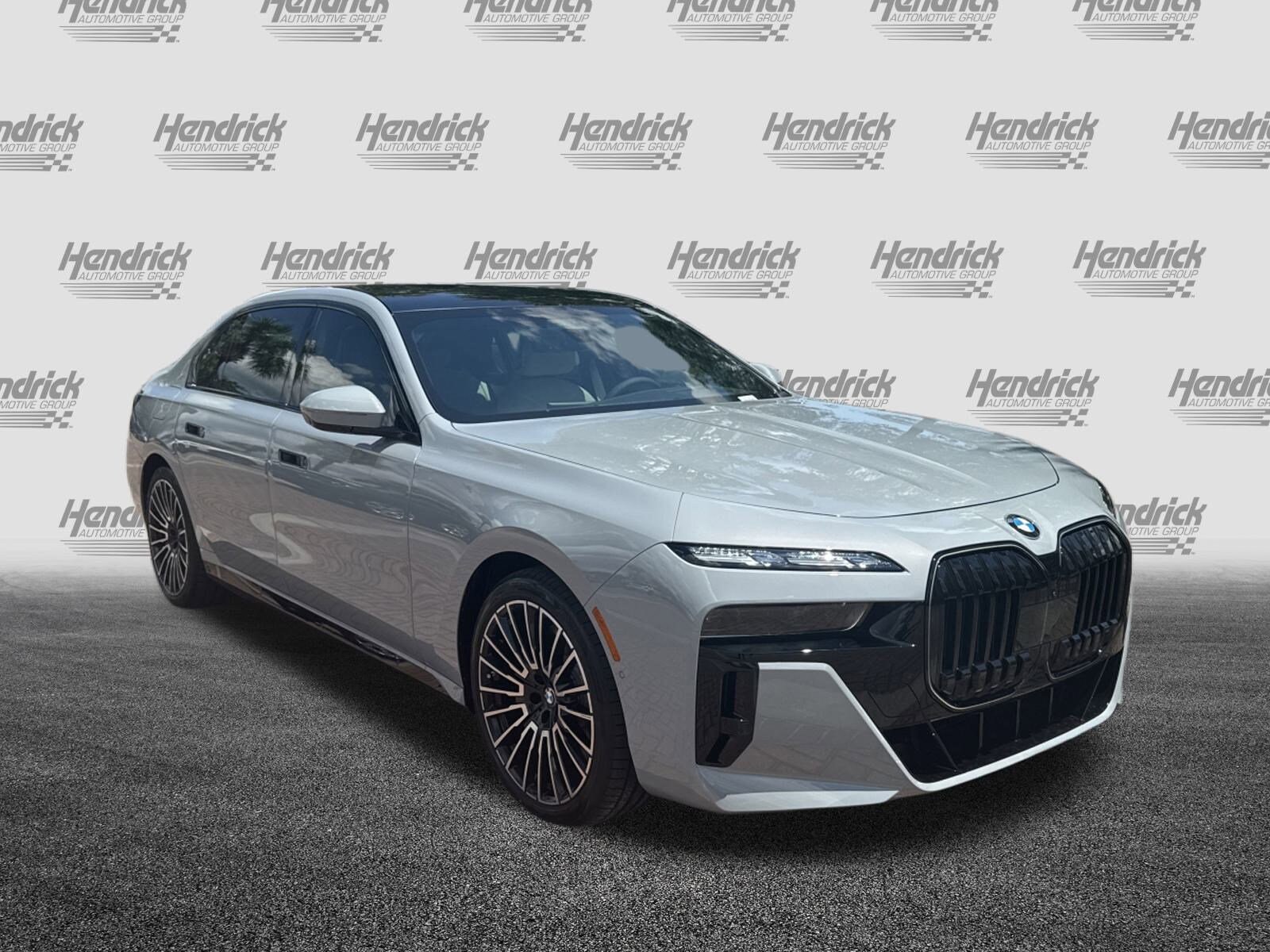 2025 Bmw 760i xDrive photo 2