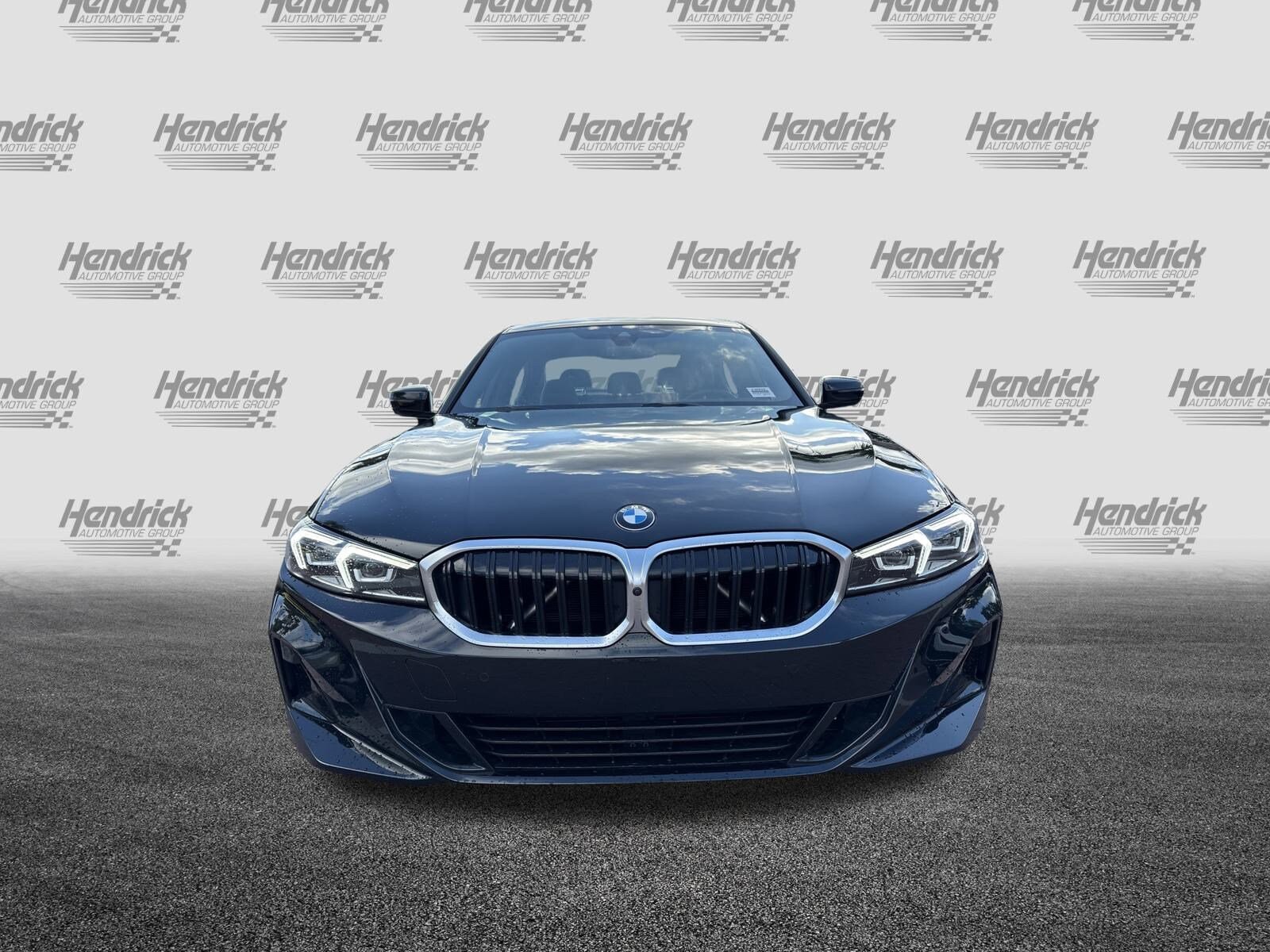 2023 Bmw 330i photo 2